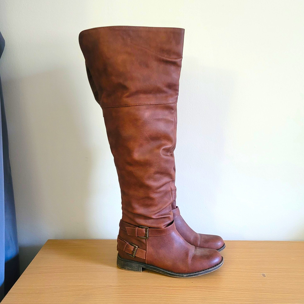 ShoeDazzle MARI T Women's Brown Knee High Riding Boots Zipper Buckle 7.5